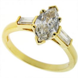 Marquise Diamond, 18ct gold Engagement Ring